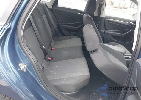 2021 Volkswagen Jetta 1.4T R-Line/1.4T S/1.4T Se z USA, uszkodzony, nr VIN 3VWC57BU9MM015555